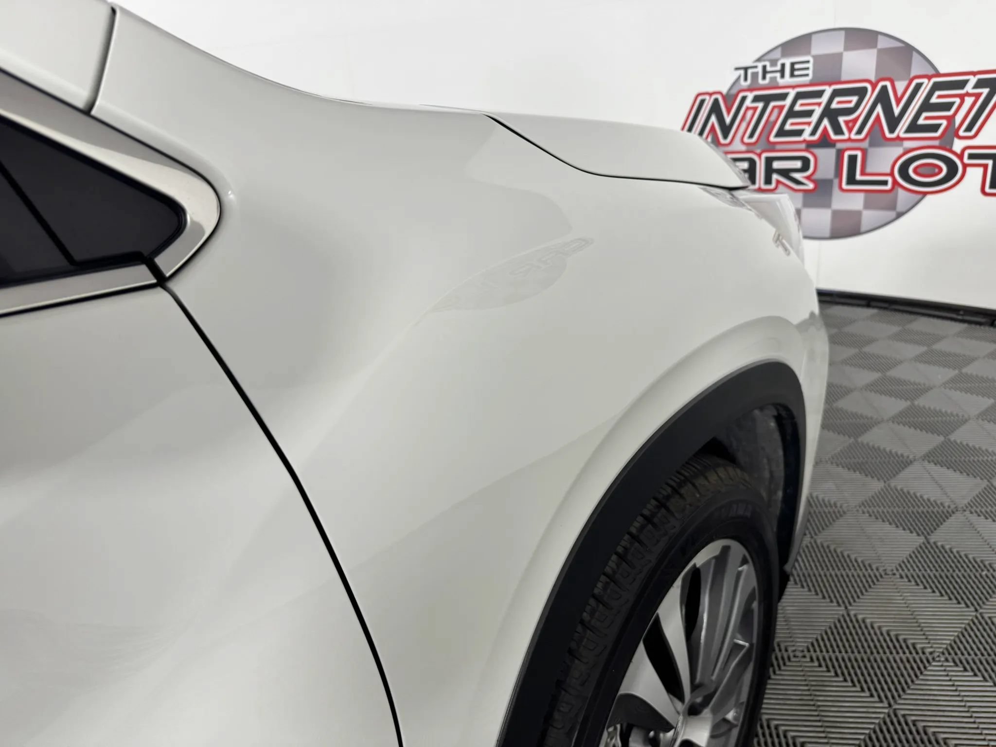 Used 2020 Subaru Ascent Touring w/ Popular Package #3 AWD/4WD image 35