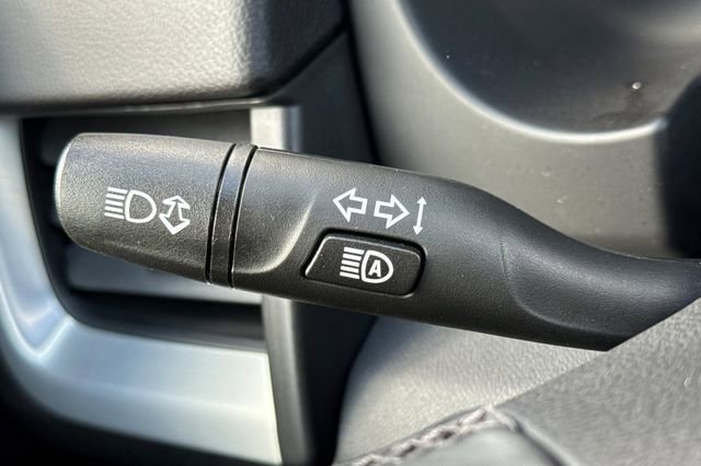 Used 2023 GMC Terrain SLT w/ Elevation Edition FWD image 38