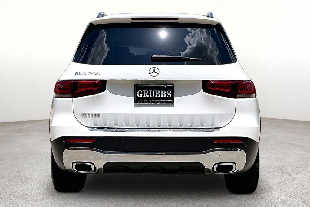 Used 2022 Mercedes-Benz GLB 250 image 5