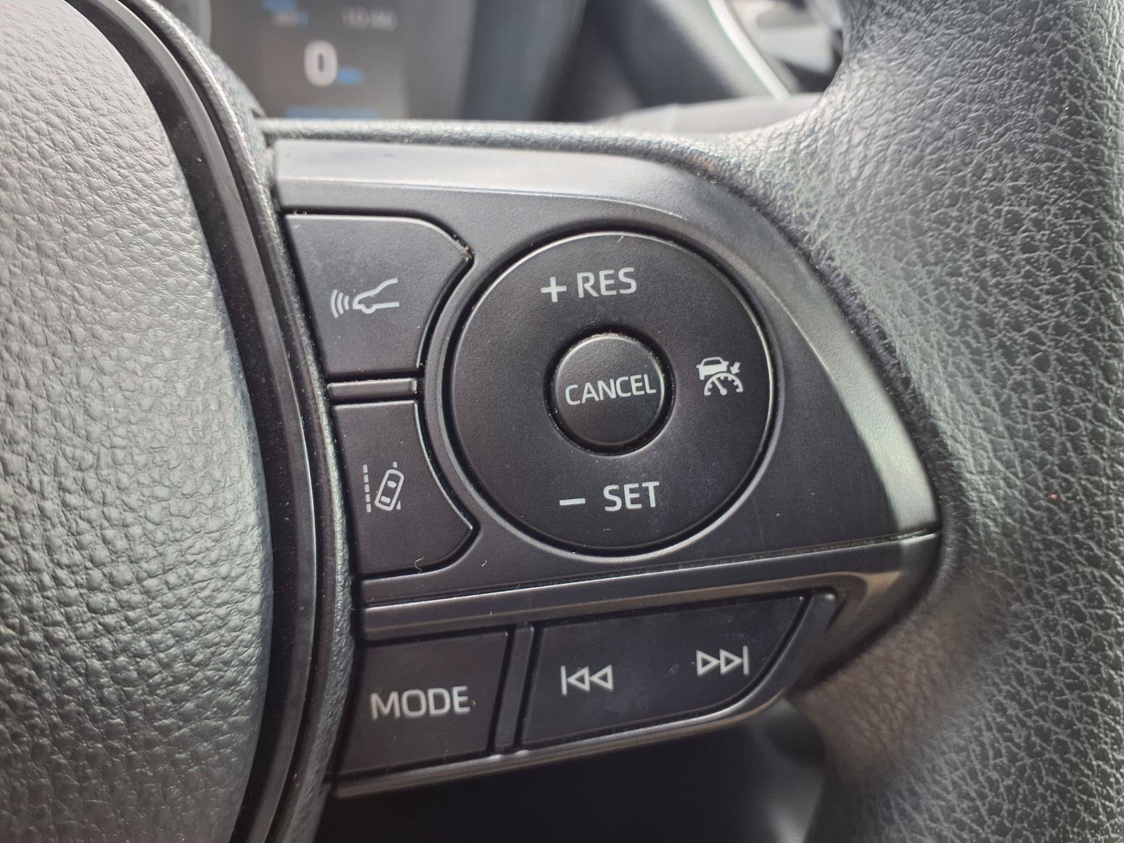 Used 2020 Toyota Corolla LE w/ LE Premium Package FWD image 15