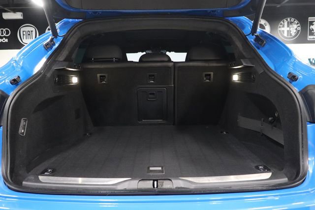 Used 2022 Maserati Levante F Tributo image 19