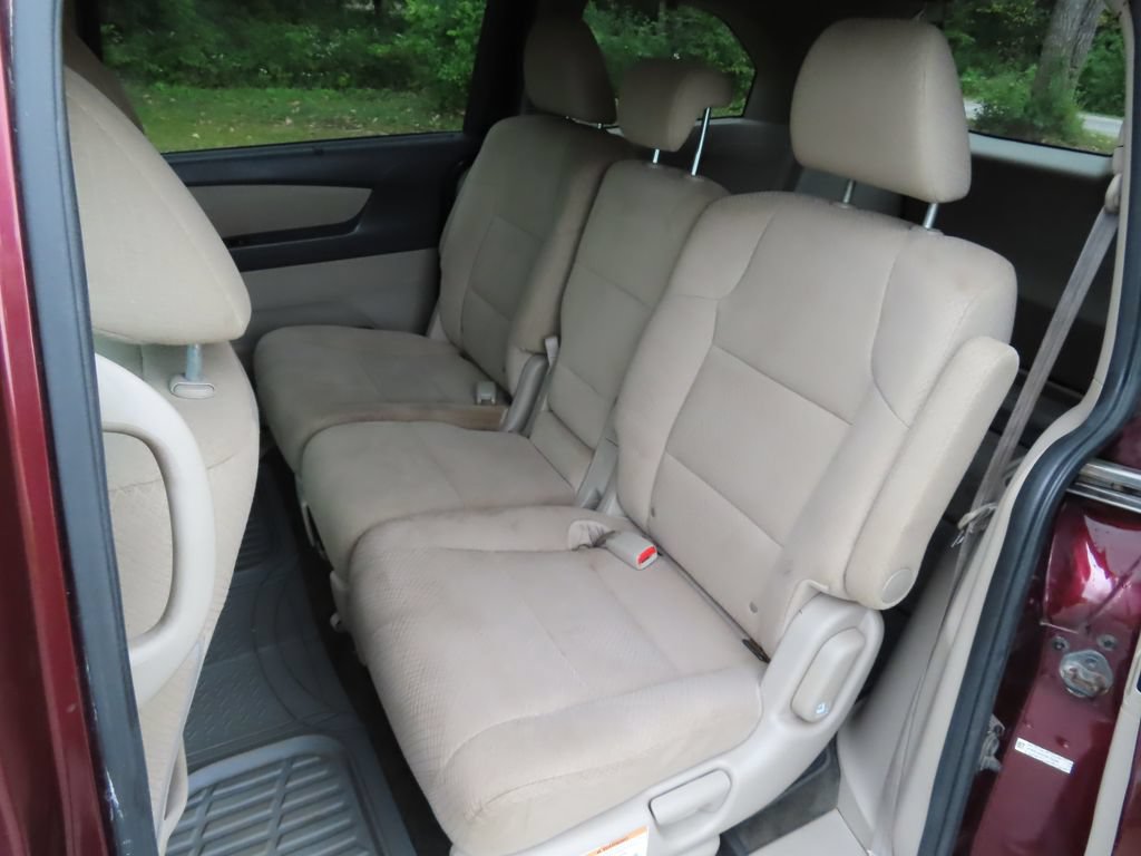 Used 2016 Honda Odyssey SE image 24