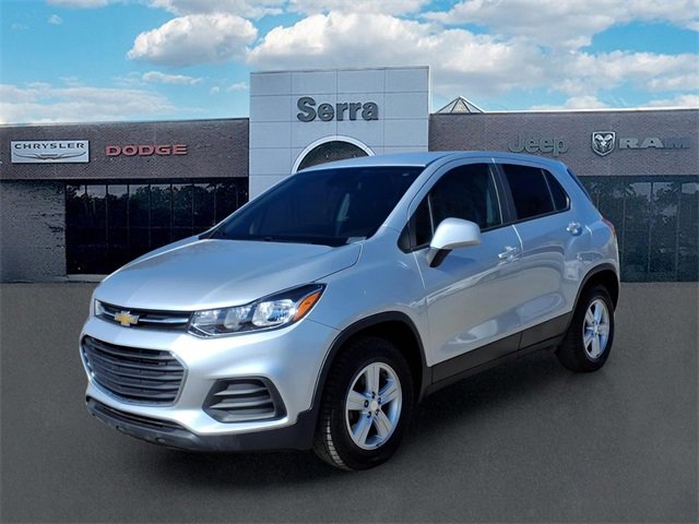 Used 2019 Chevrolet Trax LS w/ Tint and Cruise Package image 3