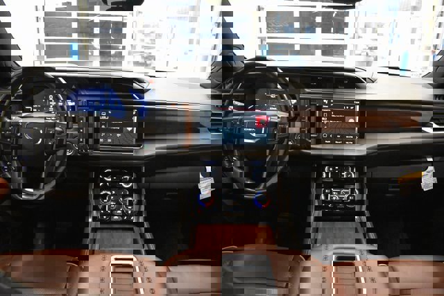 Used 2023 GMC Yukon Denali Ultimate image 5