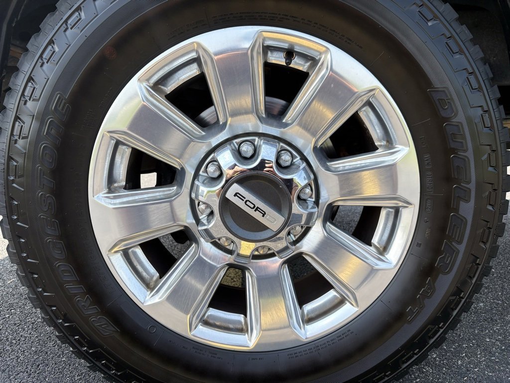 Used 2022 Ford F350 Platinum image 34