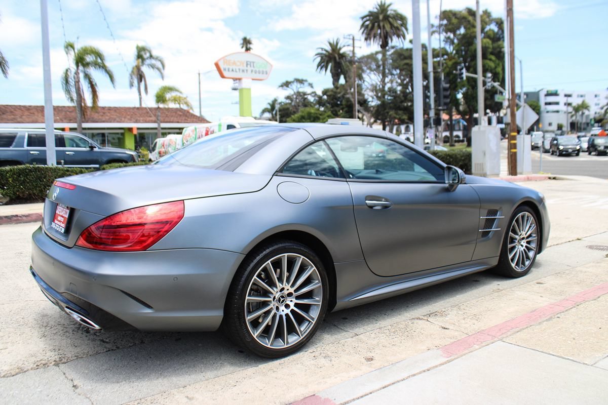 Used 2017 Mercedes-Benz SL 550 image 39