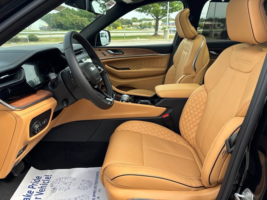 New 2027 Jeep Grand Cherokee Summit AWD/4WD image 36