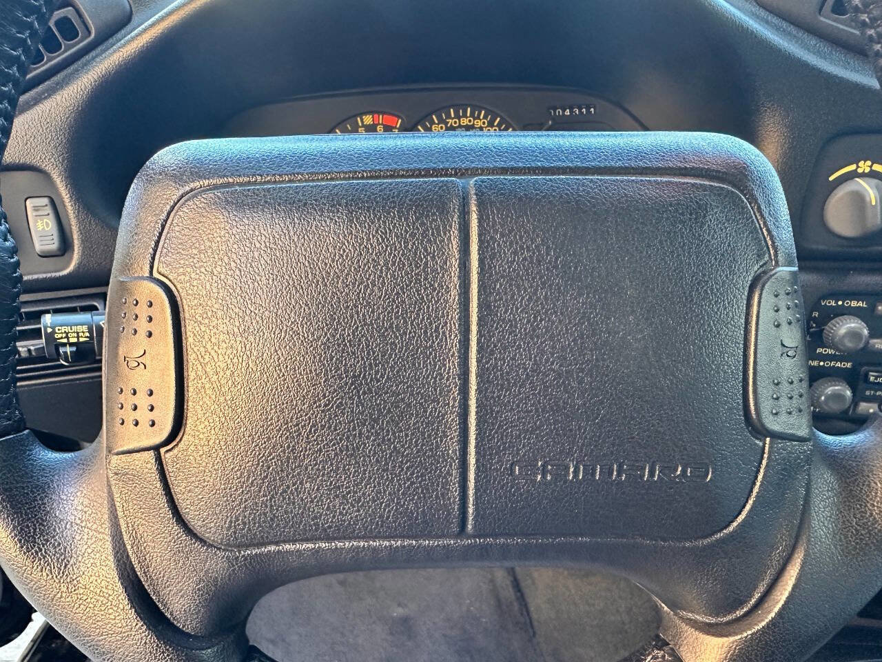 Used 1993 Chevrolet Camaro Z28 RWD image 16