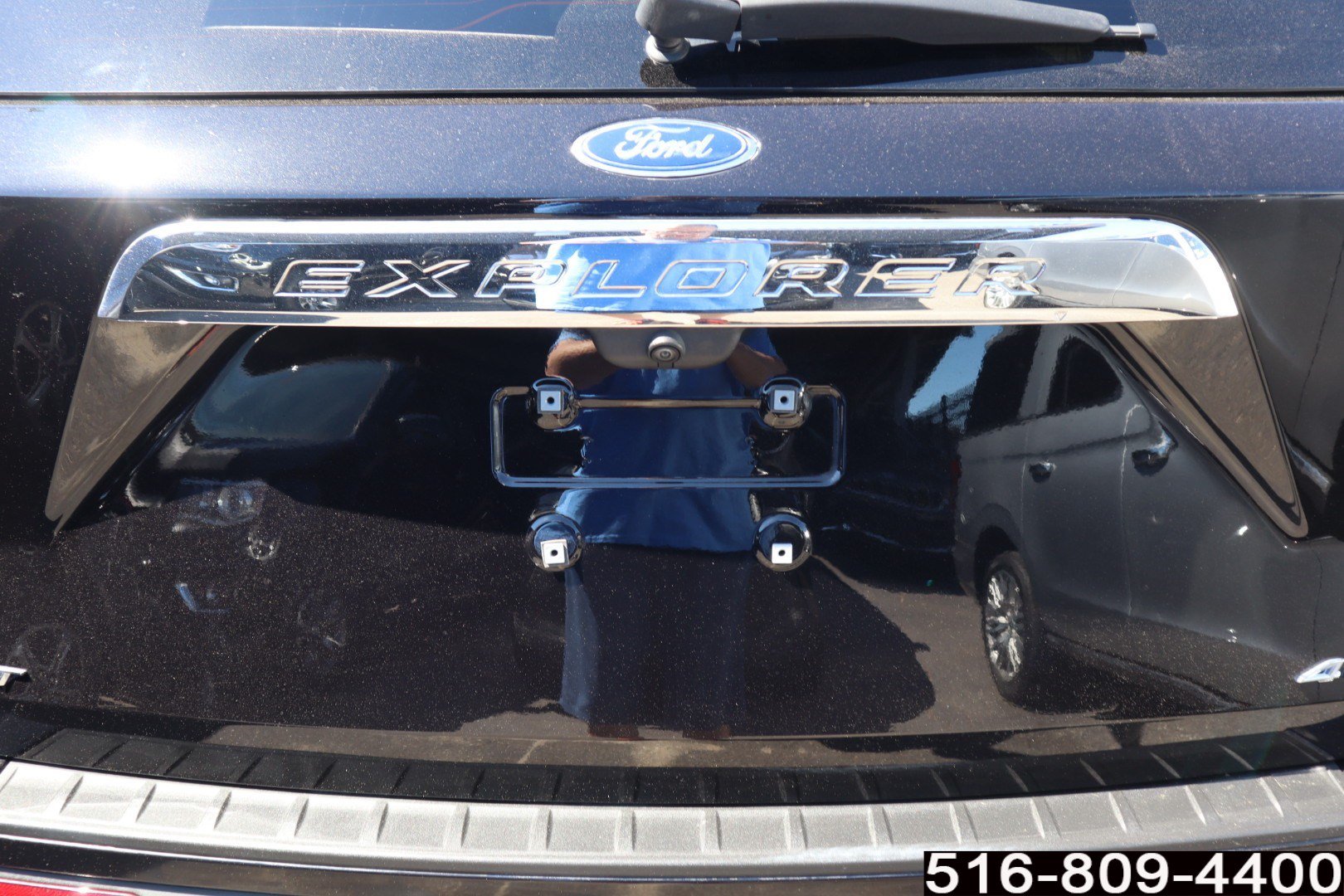 Used 2023 Ford Explorer XLT w/ Equipment Group 202A AWD/4WD image 32