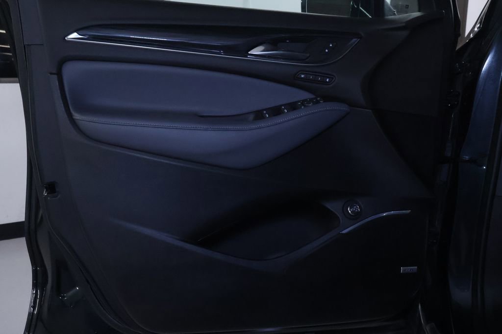 Used 2020 Buick Enclave Premium w/ Sun and Sites Package image 12