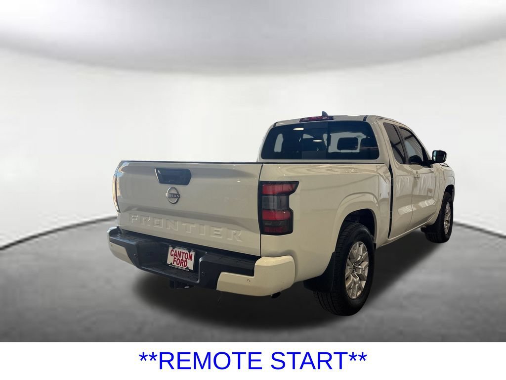 Used 2023 Nissan Frontier SV w/ SV Convenience Package RWD image 6