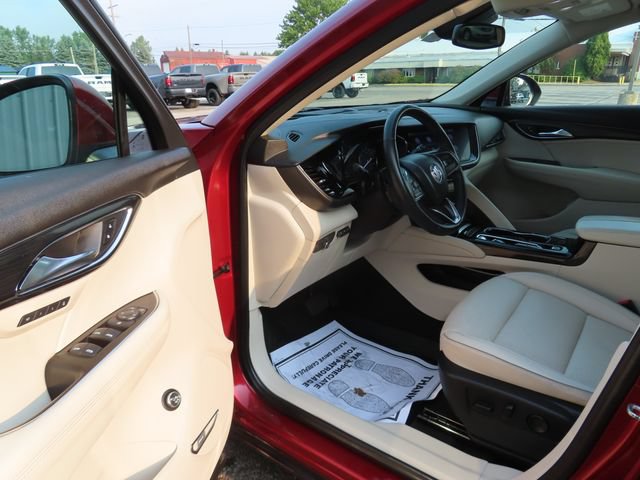 Used 2021 Buick Envision Essence w/ Technology Package I AWD/4WD image 17
