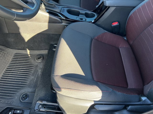 Certified 2025 Toyota Corolla SE image 10