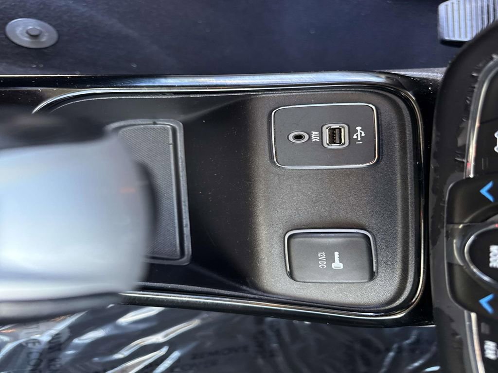 Used 2020 Jeep Compass Limited image 27