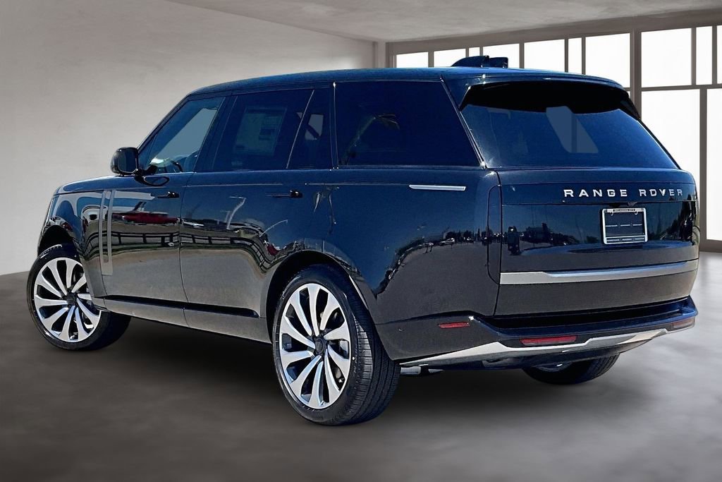 New 2026 Land Rover Range Rover Long Wheelbase SE AWD/4WD image 3
