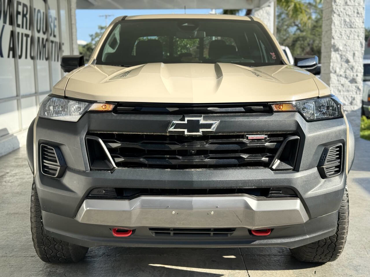 Used 2023 Chevrolet Colorado Trail Boss w/ Technology Package image 11