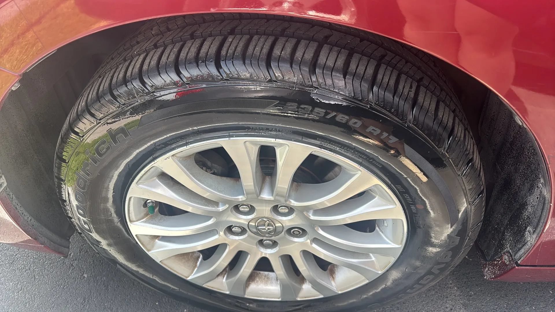 Used 2011 Toyota Sienna XLE FWD image 34