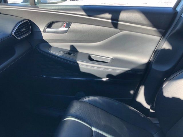 Used 2023 Hyundai Santa Fe SEL Premium image 9