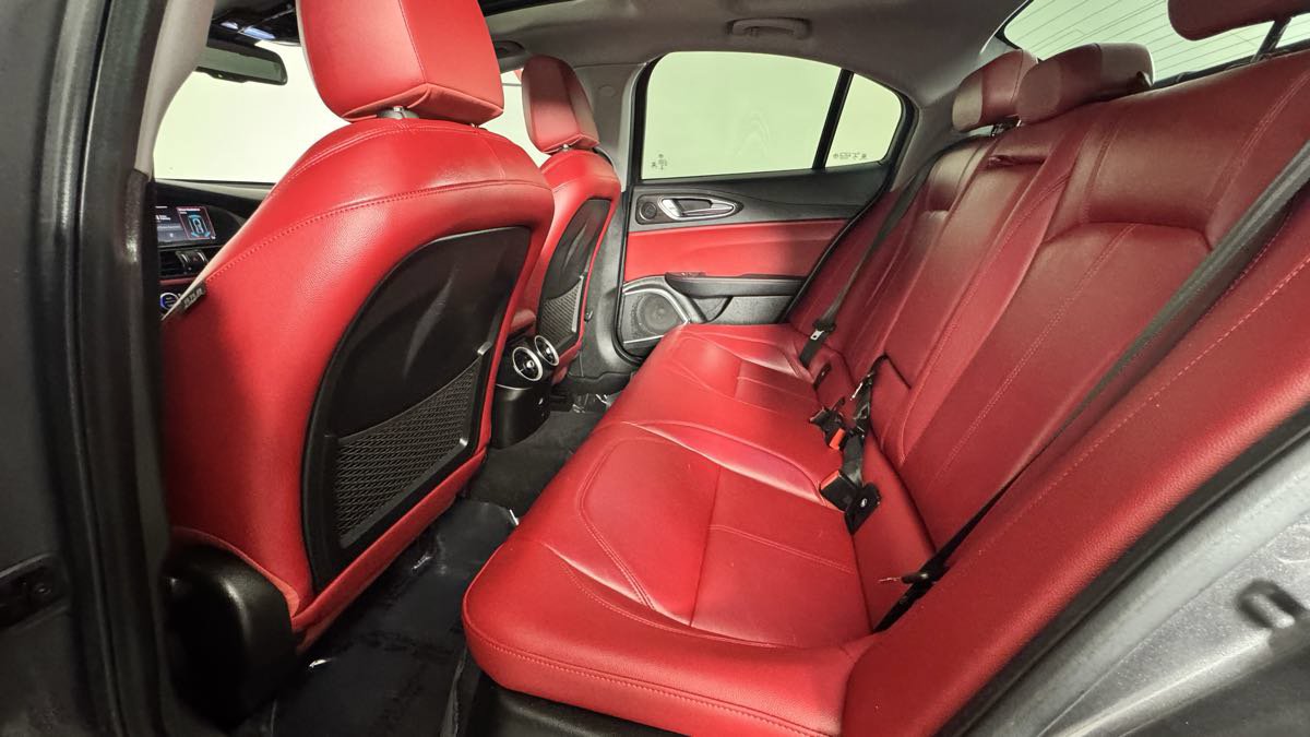 Used 2020 Alfa Romeo Giulia Ti w/ Active Blind Spot Package RWD image 31