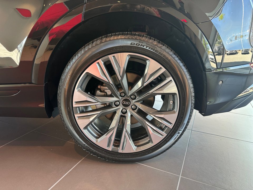 New 2026 Audi Q8 Premium Plus image 22
