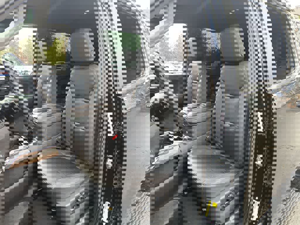 Used 2021 Chevrolet Silverado 1500 LT Trail Boss w/ Convenience Package II AWD/4WD image 11