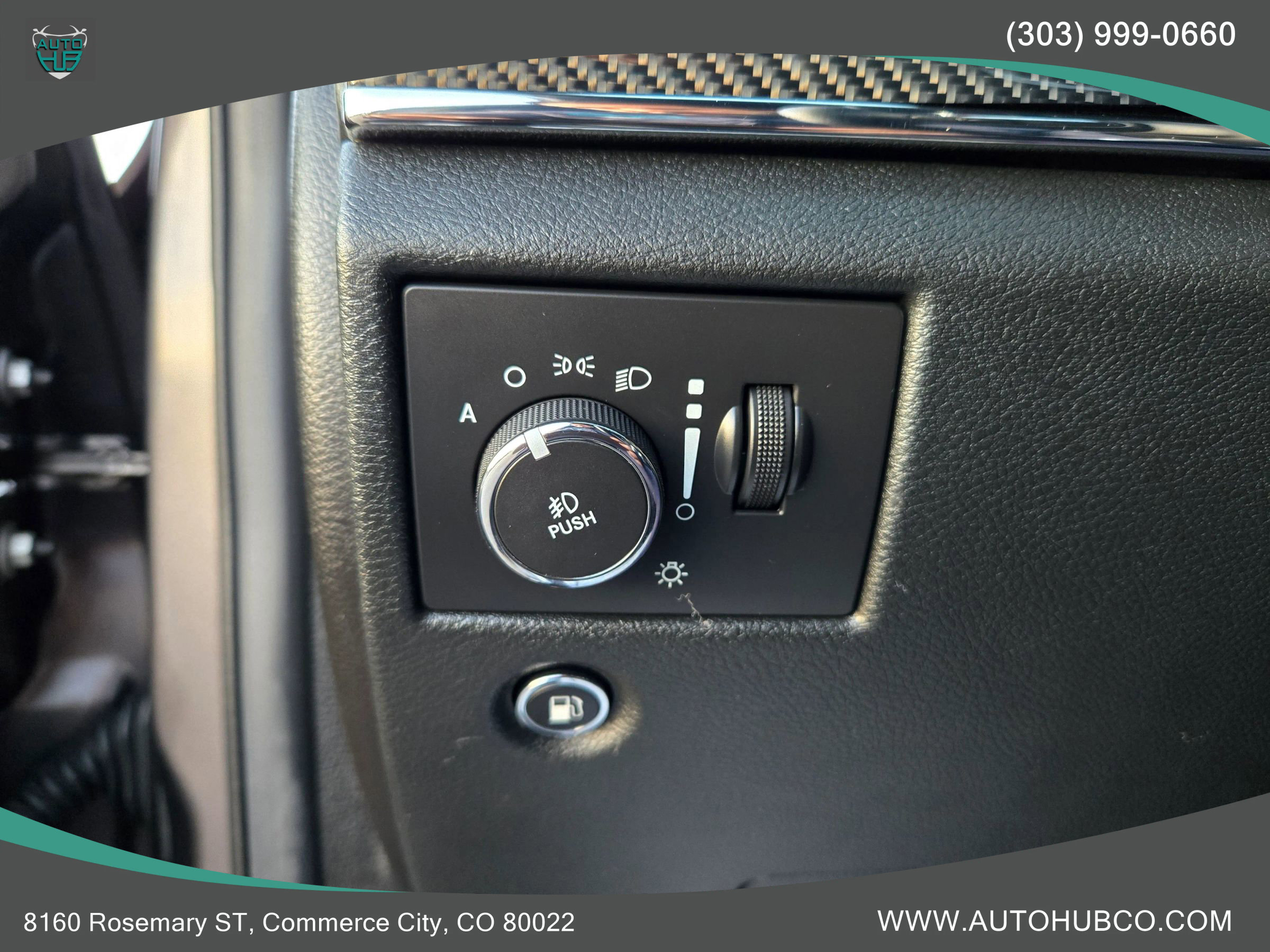 Used 2014 Jeep Grand Cherokee SRT image 23