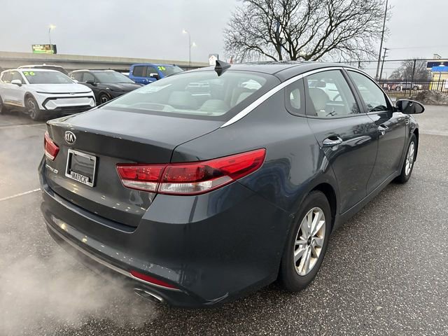 Used 2016 Kia Optima LX image 3