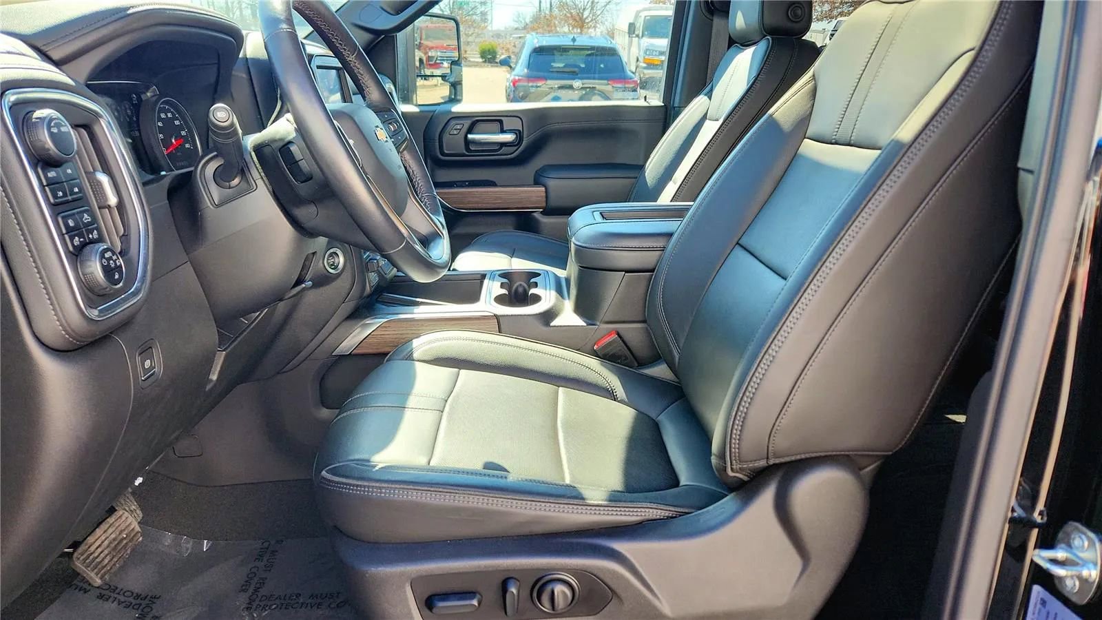 Used 2022 Chevrolet Silverado 3500 High Country w/ Safety Package II image 18