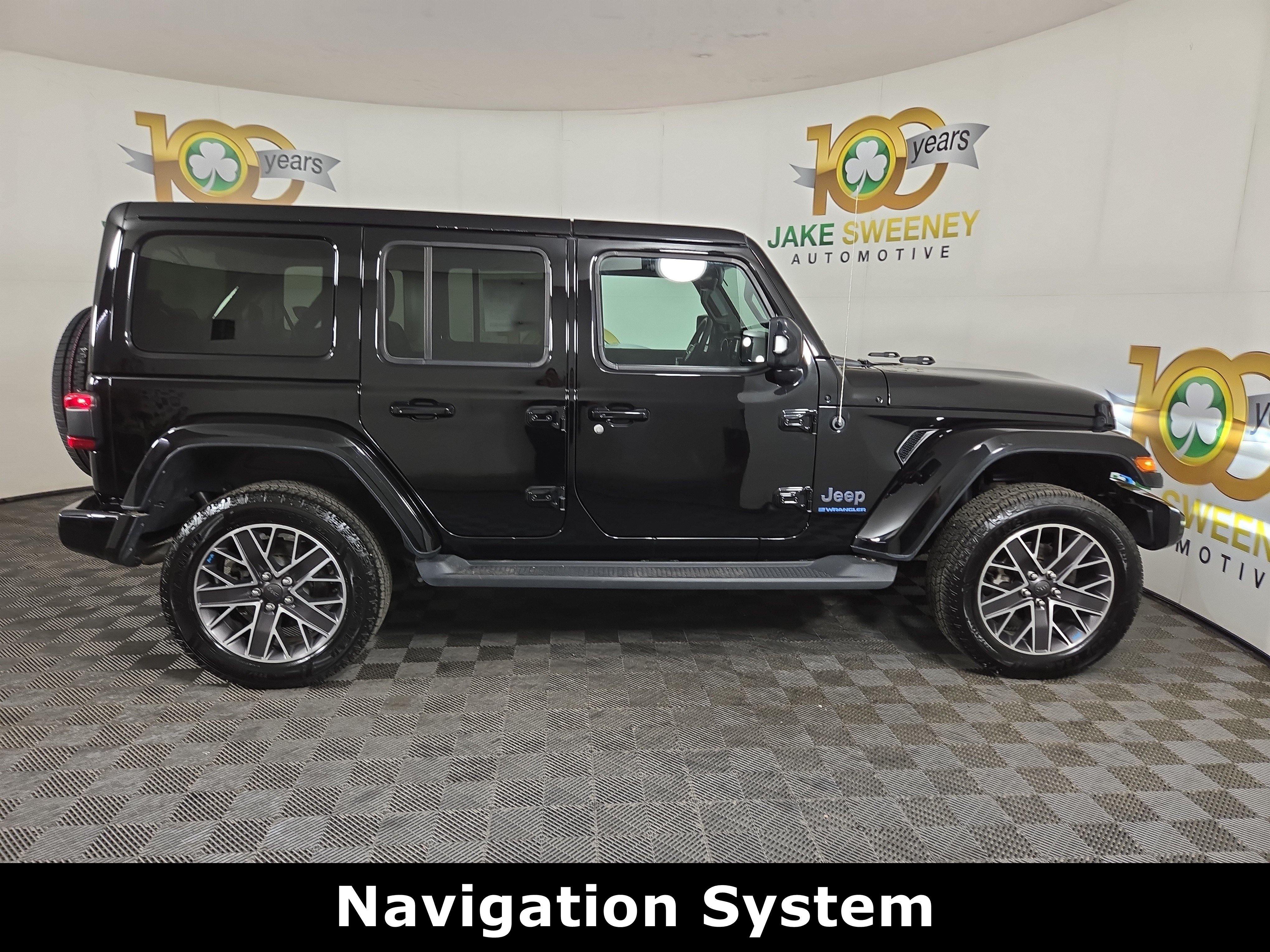 Certified 2023 Jeep Wrangler Unlimited Sahara AWD/4WD image 11
