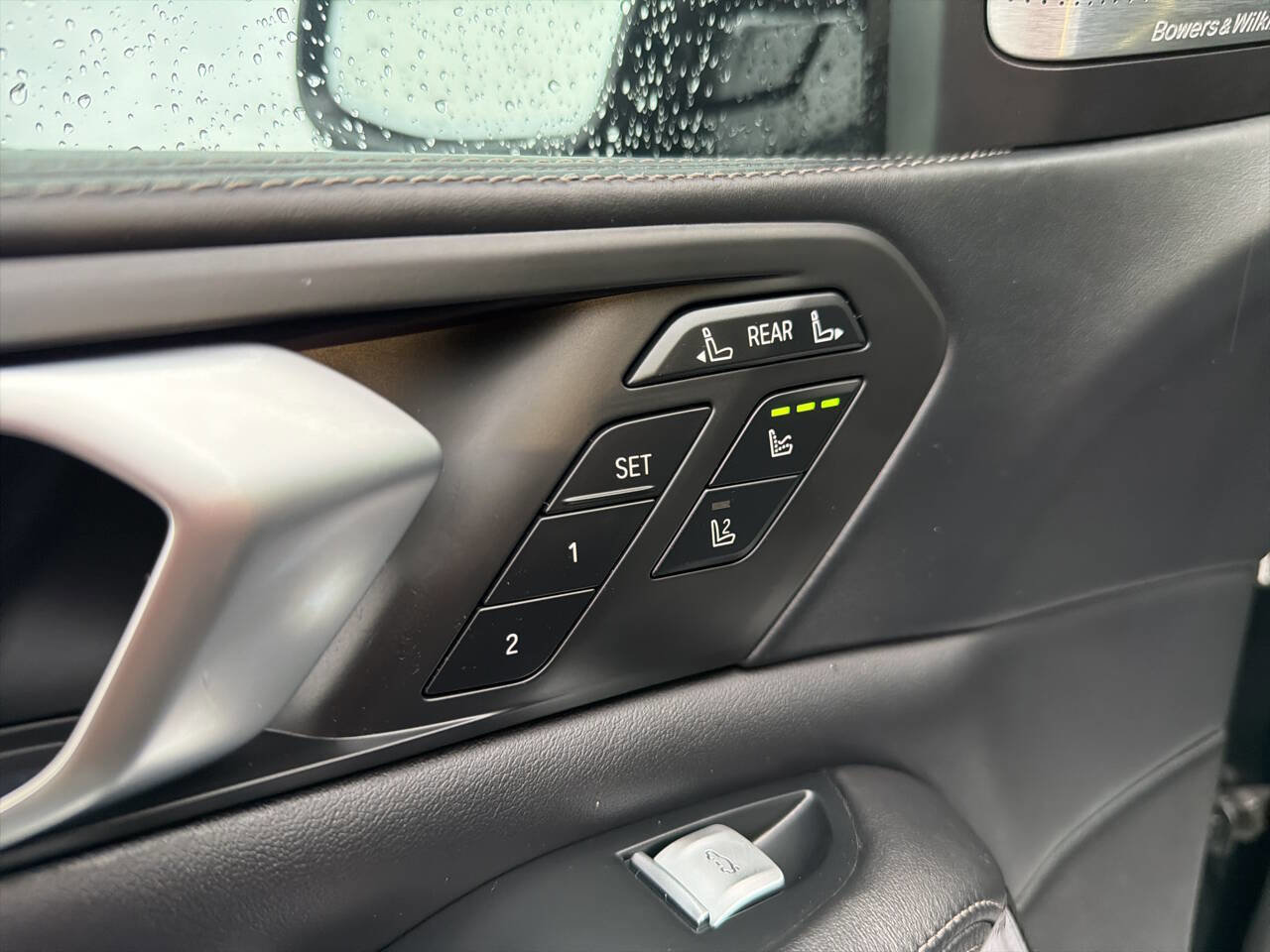 Used 2019 BMW X7 xDrive50i w/ M Sport Package image 43