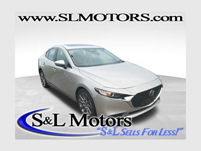 Used 2025 MAZDA MAZDA3 s FWD image 1