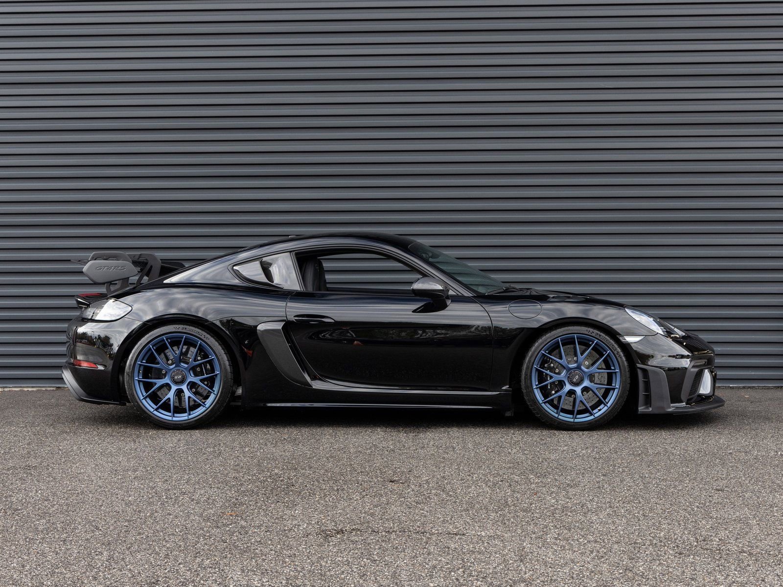 Certified 2023 Porsche 718 Cayman GT4 RS w/ Weissach Package image 8