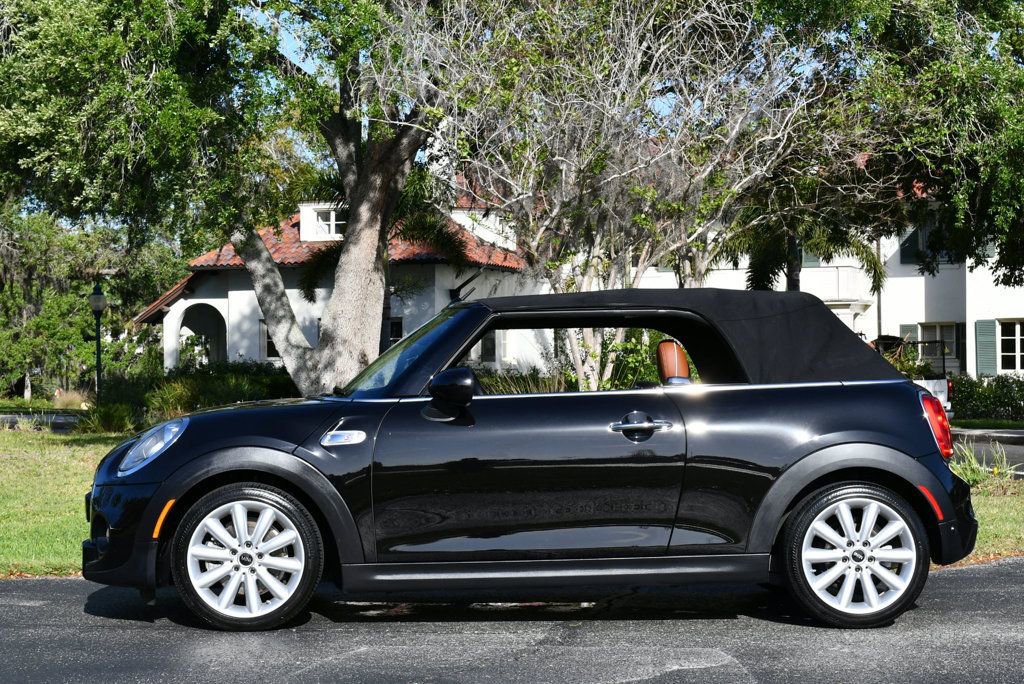 Used 2018 MINI Cooper S image 33