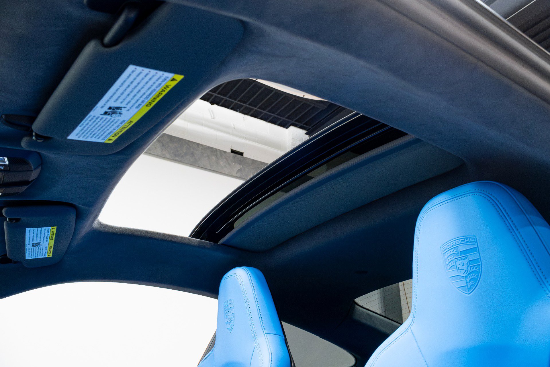 Used 2024 Porsche 911 Carrera image 38