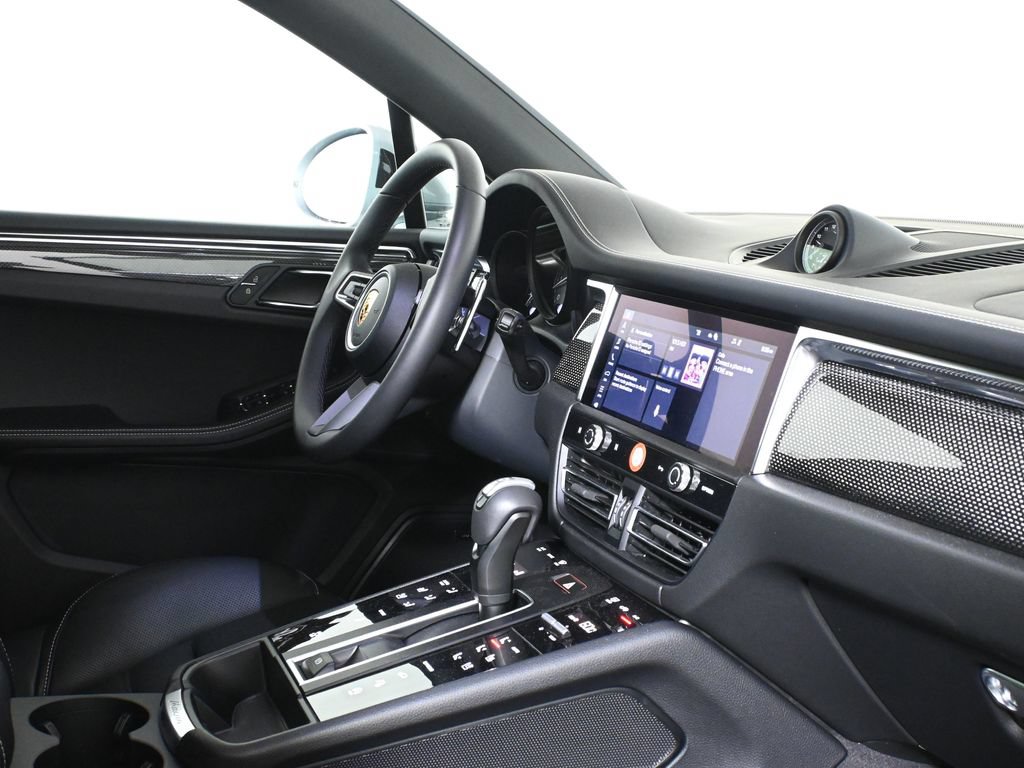 Used 2026 Porsche Macan S AWD/4WD image 9