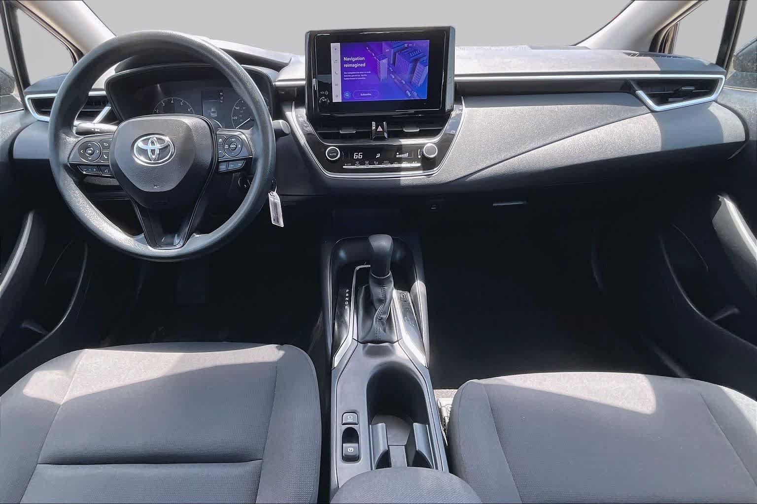 Used 2024 Toyota Corolla LE FWD image 15