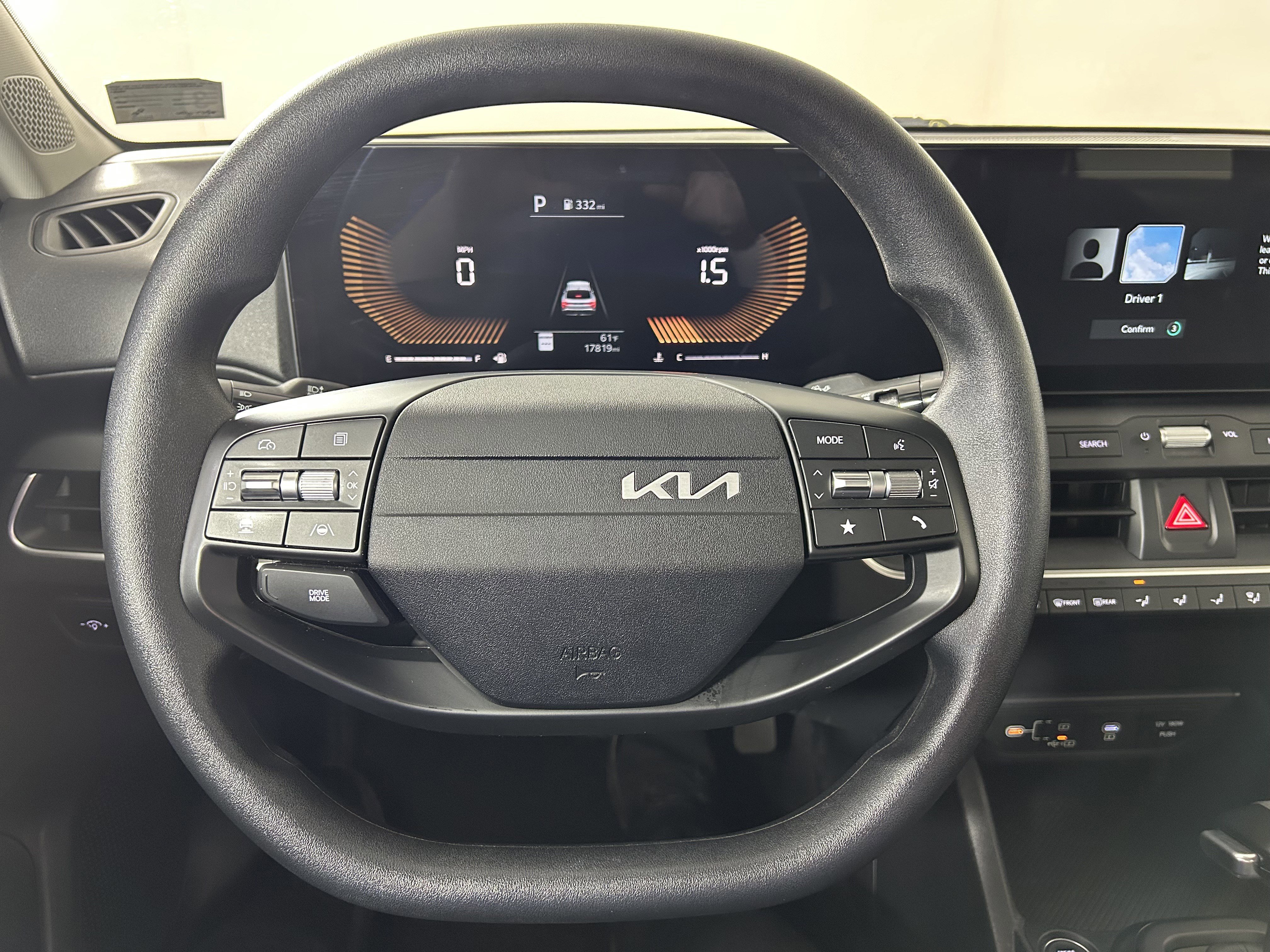 Certified 2025 Kia K4 LXS image 18