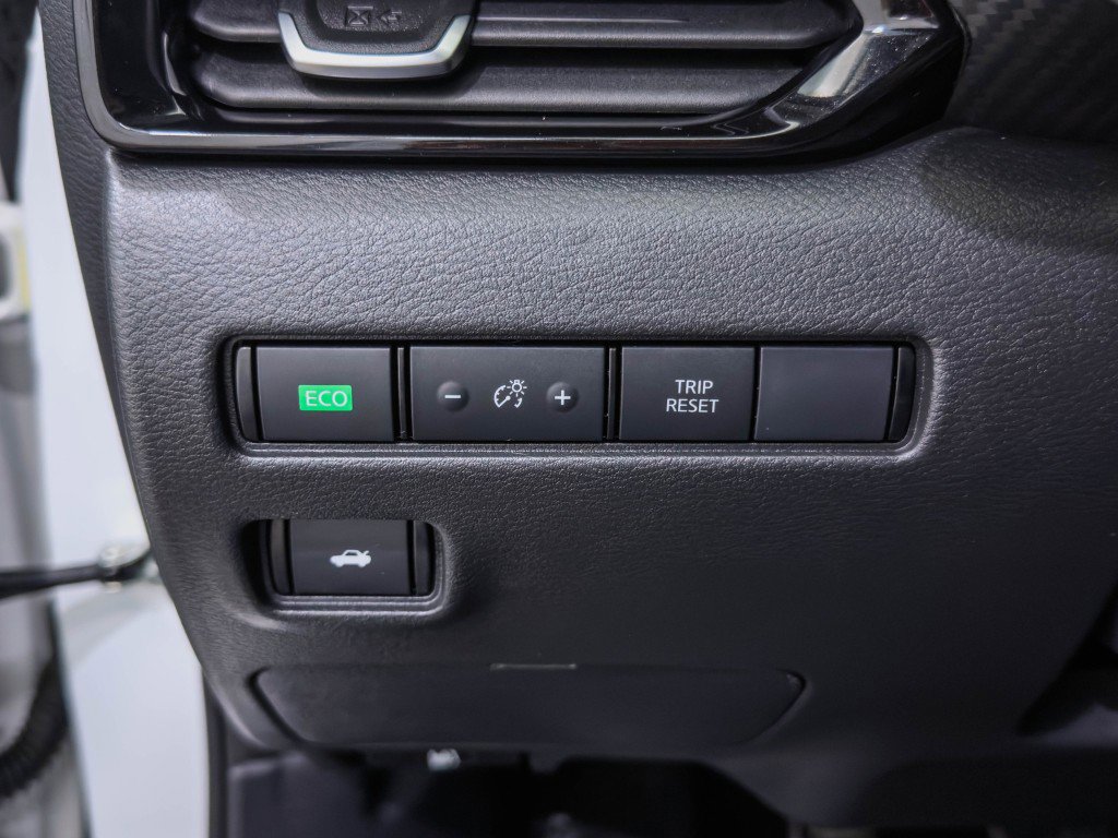 Used 2025 Nissan Sentra SV image 23