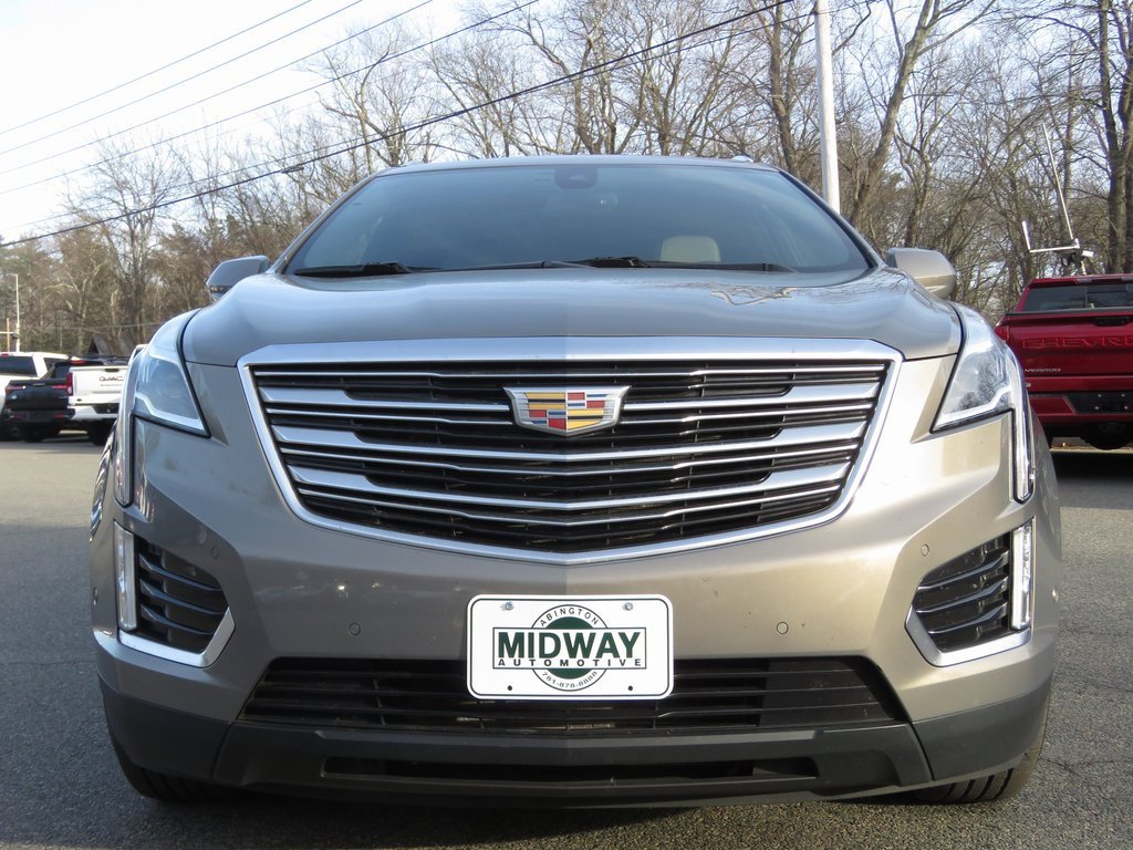 Used 2018 Cadillac XT5 Premium Luxury w/ Driver Assist Package image 2