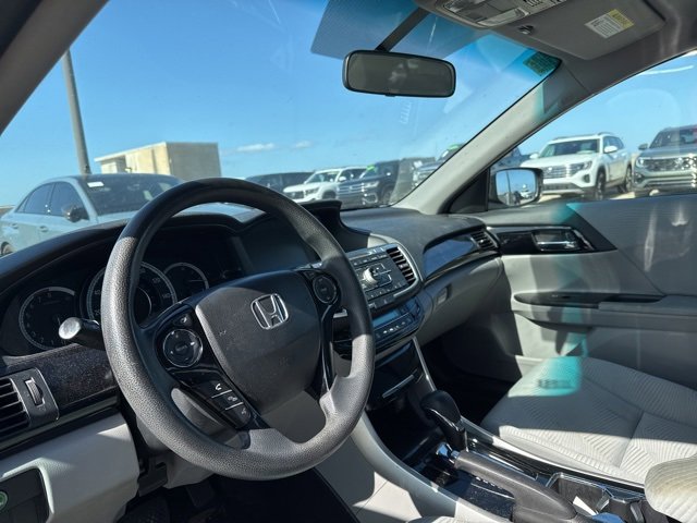 Used 2016 Honda Accord LX image 12