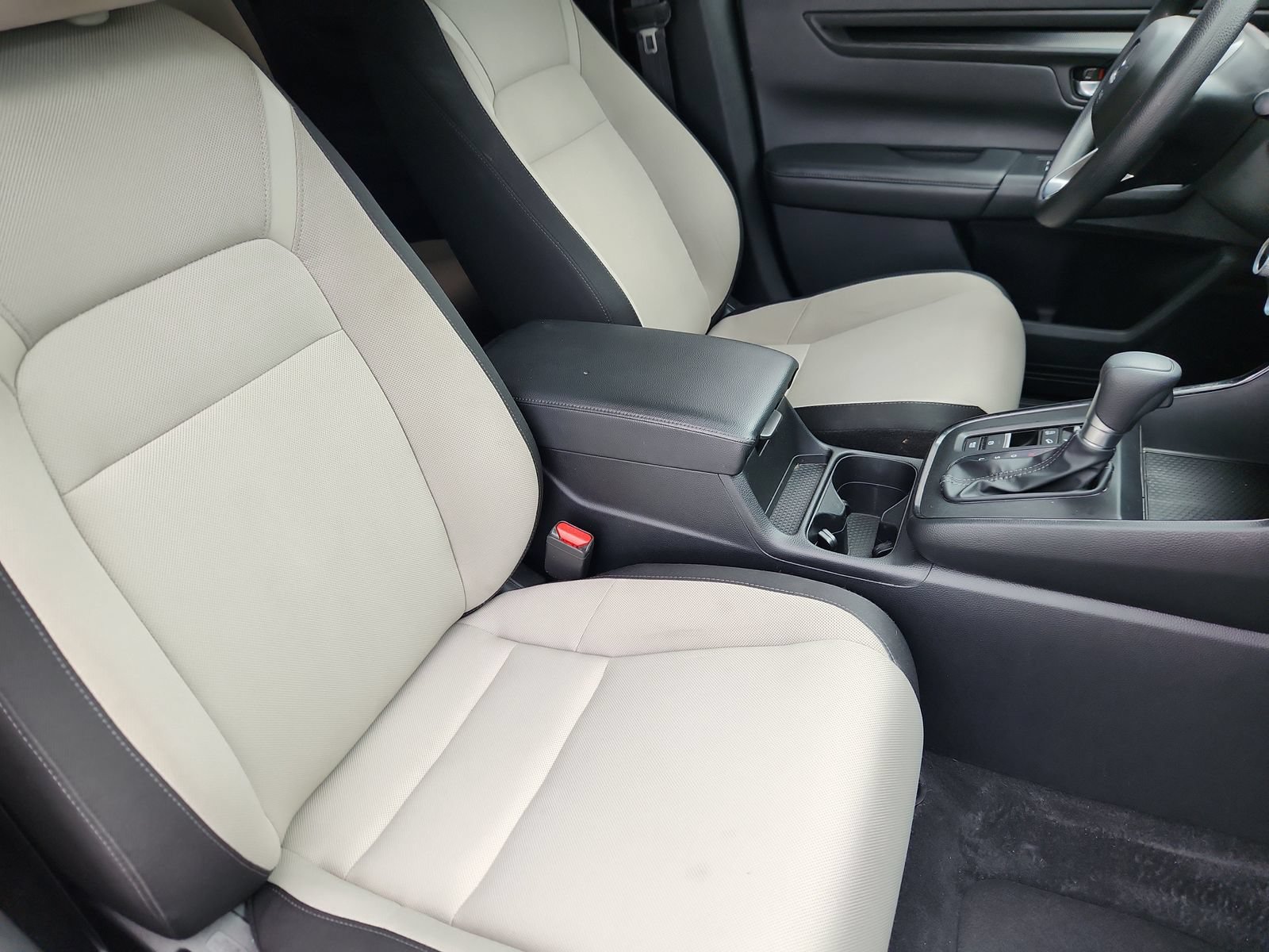 Used 2023 Honda CR-V EX image 13
