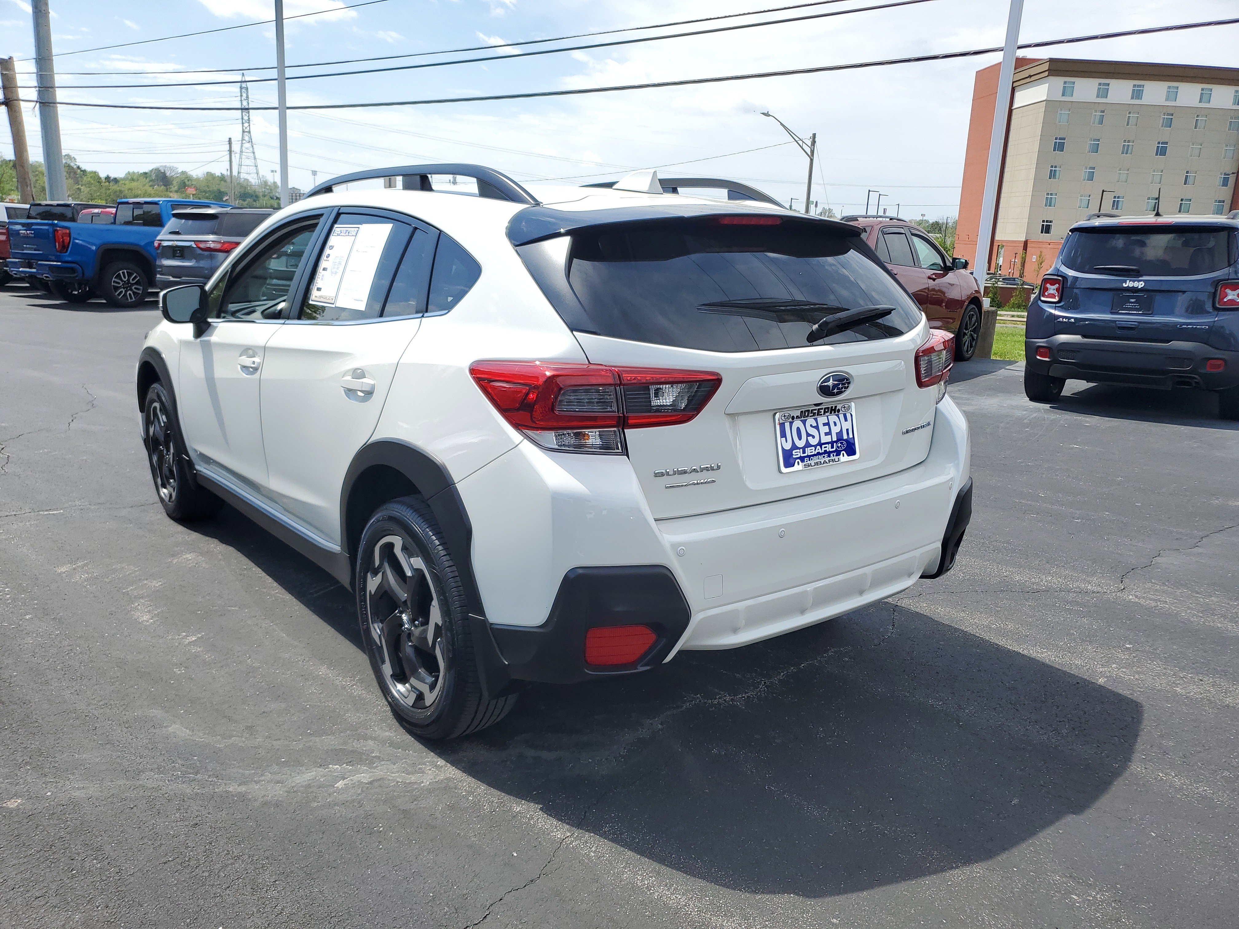 Used 2023 Subaru Crosstrek 2.5i Limited AWD/4WD image 2