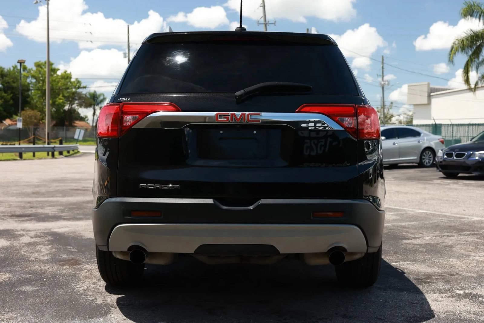 Used 2019 GMC Acadia SLT FWD image 5