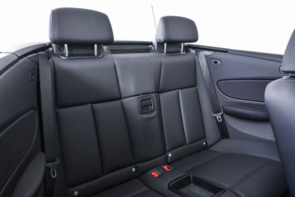 Used 2013 BMW 128i Convertible RWD image 18