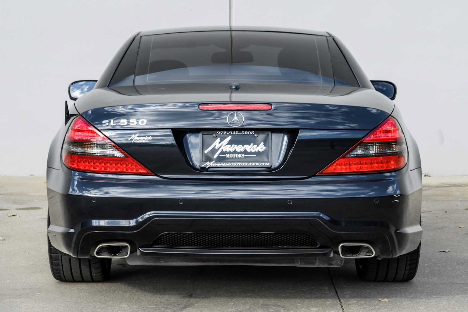 Used 2011 Mercedes-Benz SL 550 image 9
