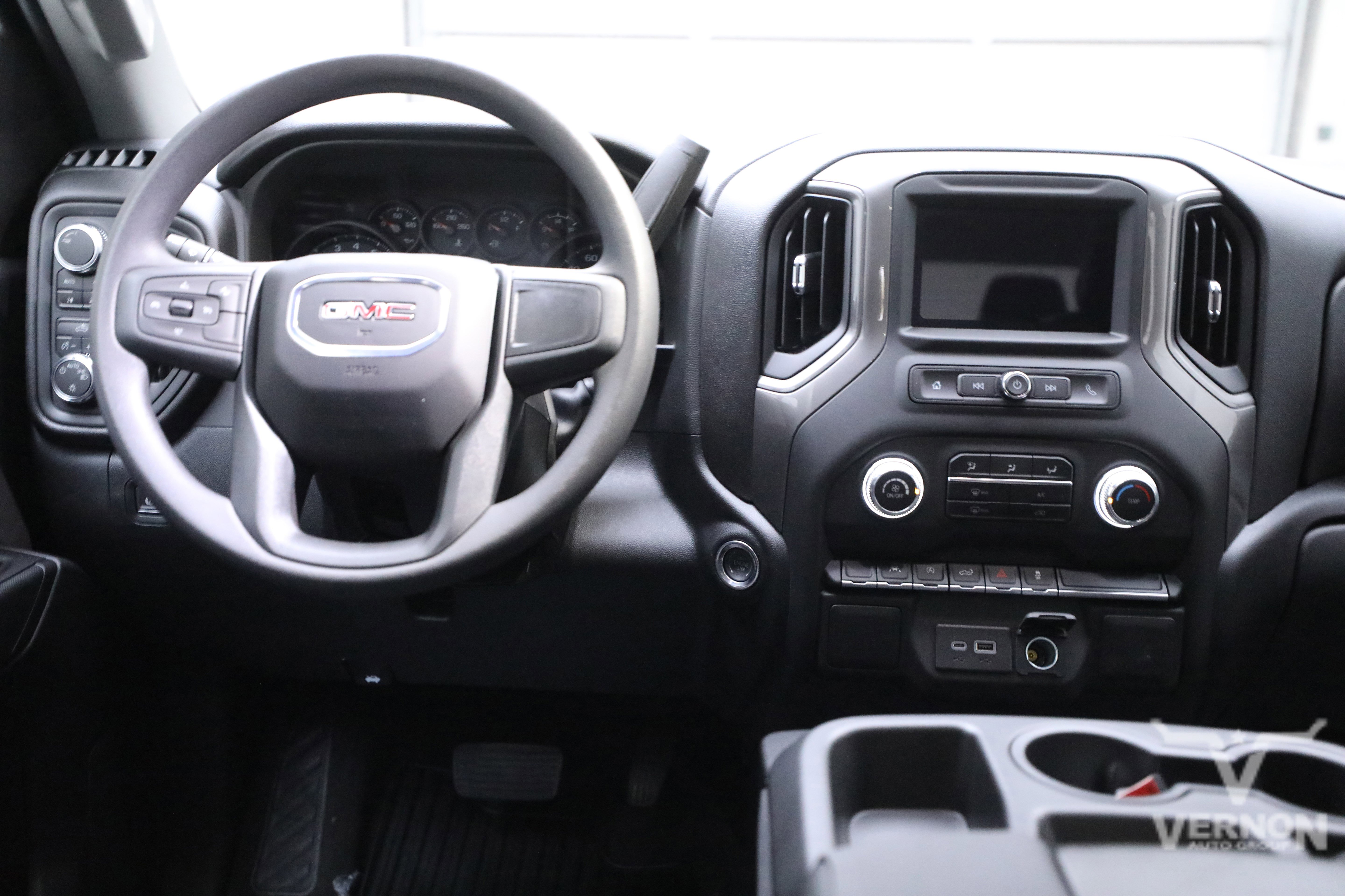 New 2026 GMC Sierra 1500 Pro w/ Graphite Edition image 21