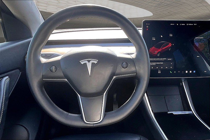 Used 2020 Tesla Model Y Long Range image 5