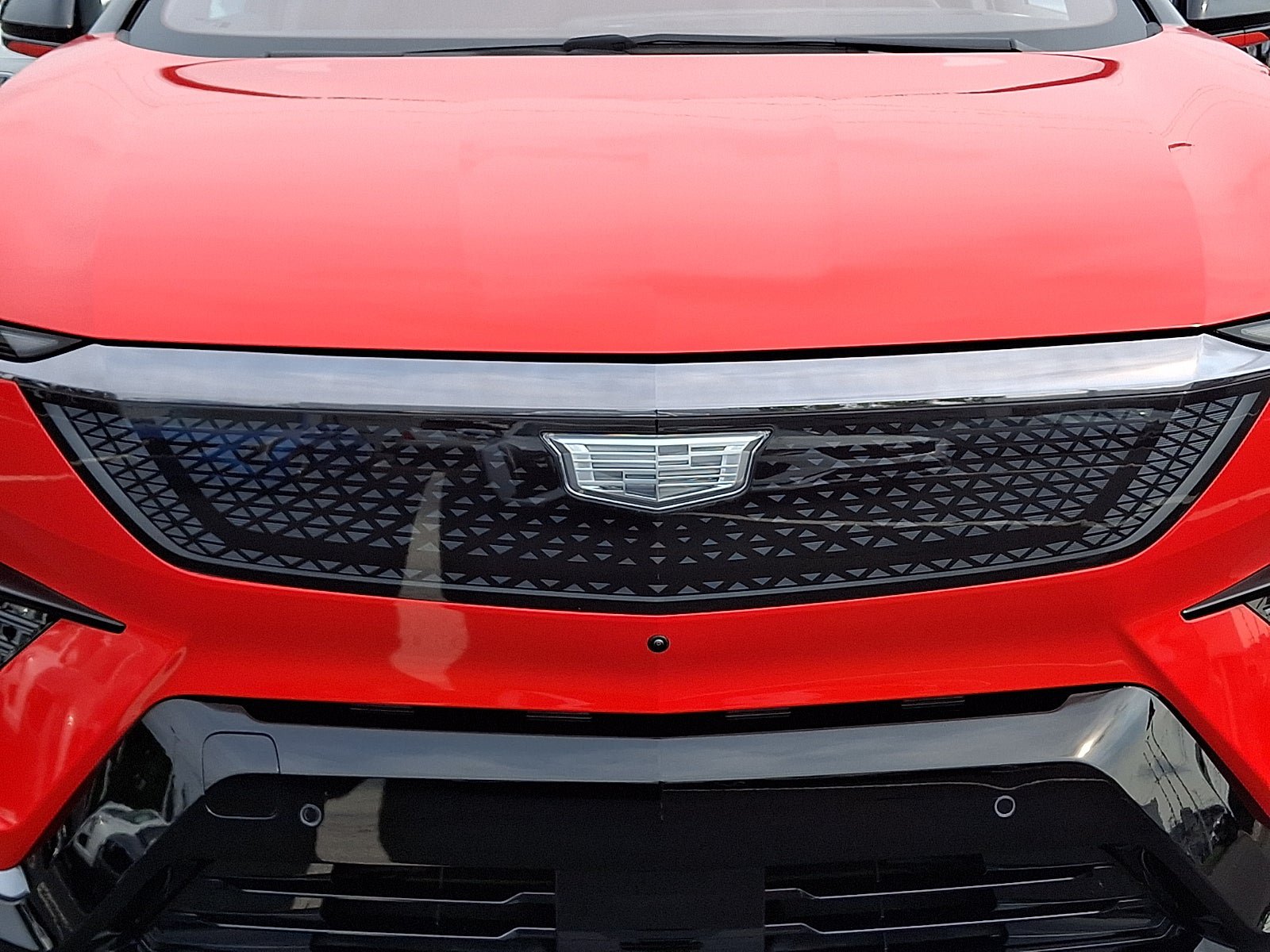 Certified 2025 Cadillac Optiq Sport 2 AWD/4WD image 9