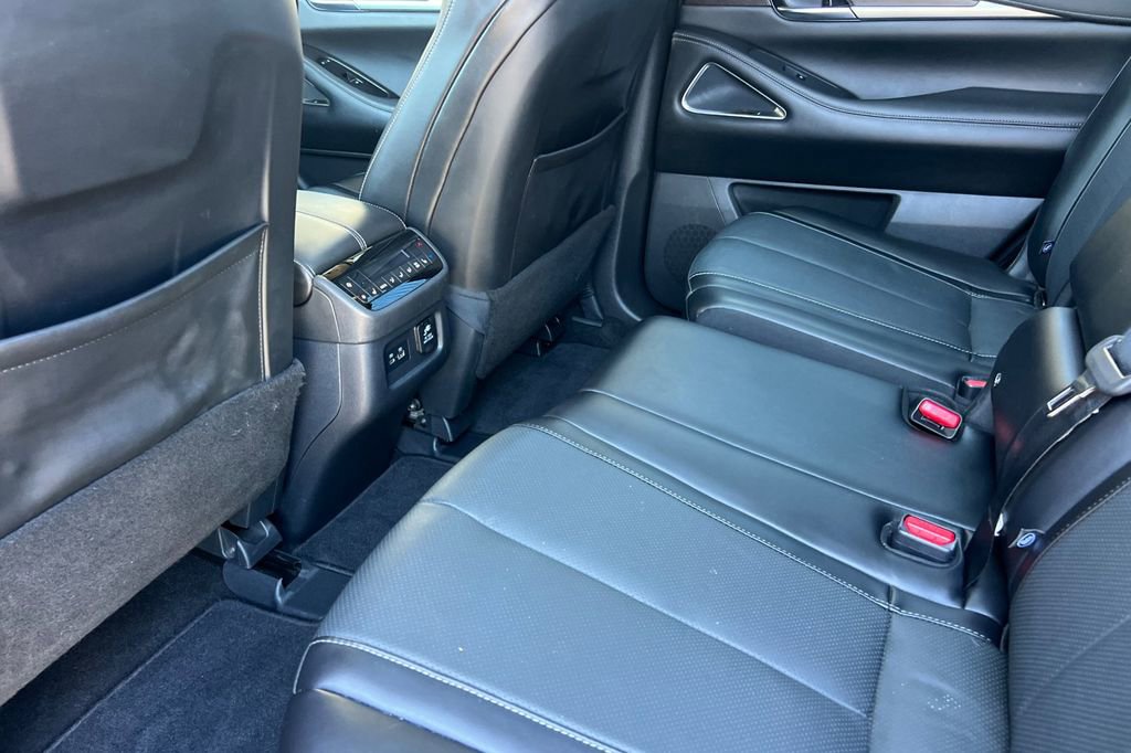 Certified 2023 INFINITI QX60 Sensory w/ Vision Package image 11