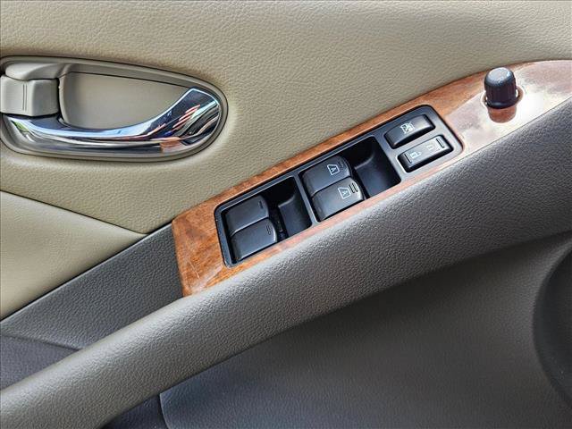Used 2011 Nissan Murano LE w/ Navigation Pkg FWD image 8